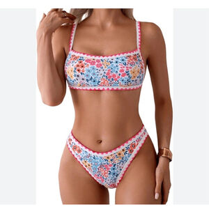 Women's Floral Bikini Set Size S Multi-color Floral- made in China